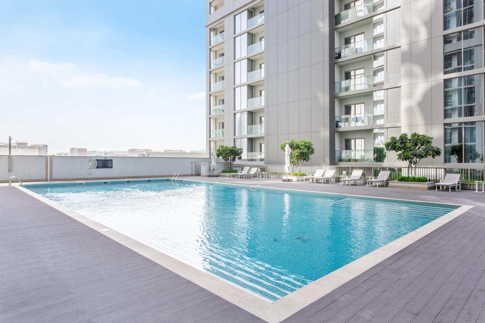 Stay By Latinem Luxury 1Br Plus Study Holiday Home Cv A2712 Near Downtown Dubái Exterior foto