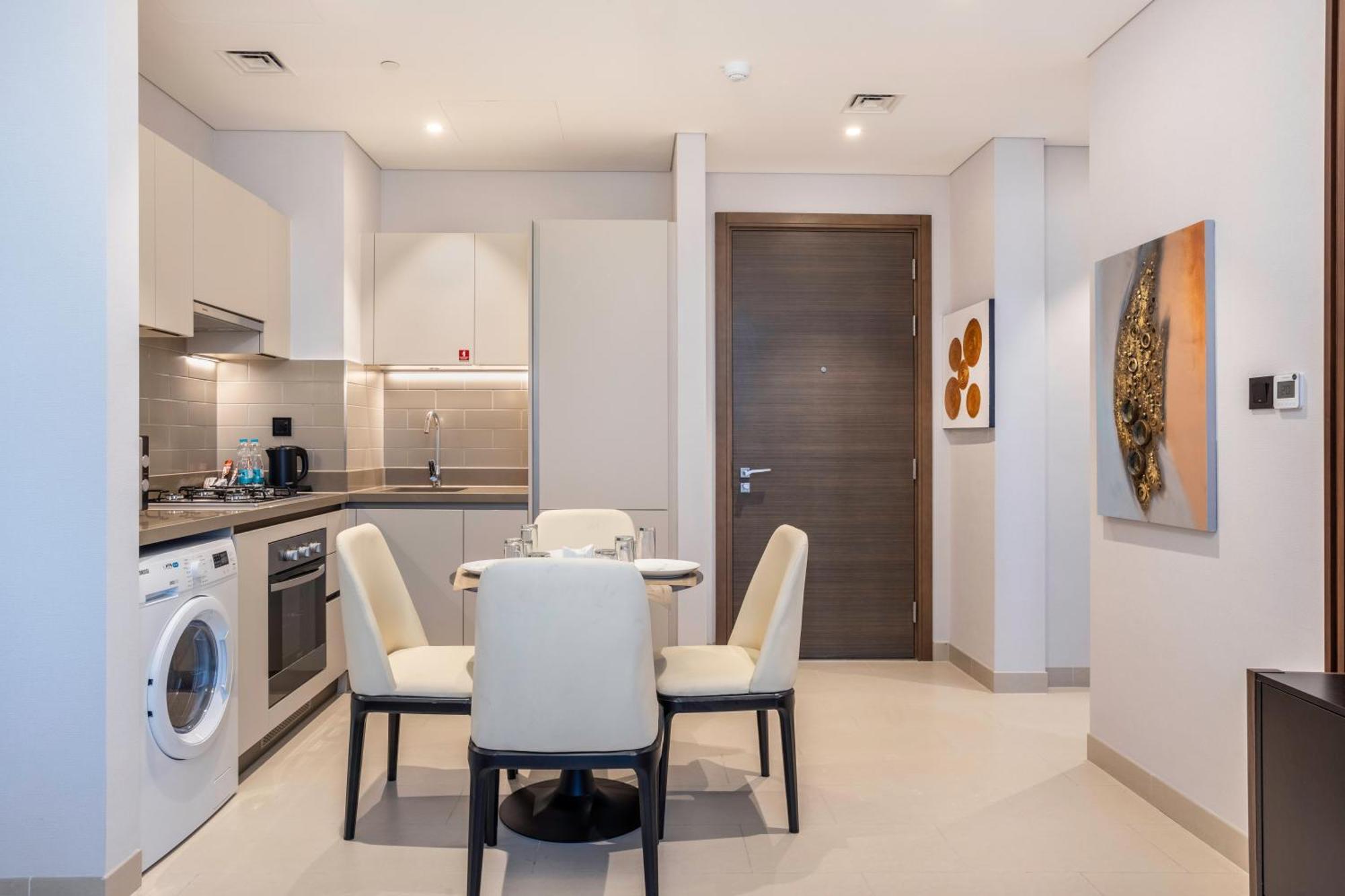 Stay By Latinem Luxury 1Br Plus Study Holiday Home Cv A2712 Near Downtown Dubái Exterior foto